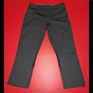 Calvin Klein performance wick capris leggings M